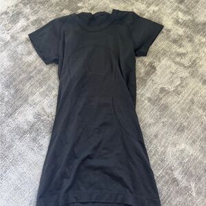 lululemon athletica Black Short Sleeve Tee